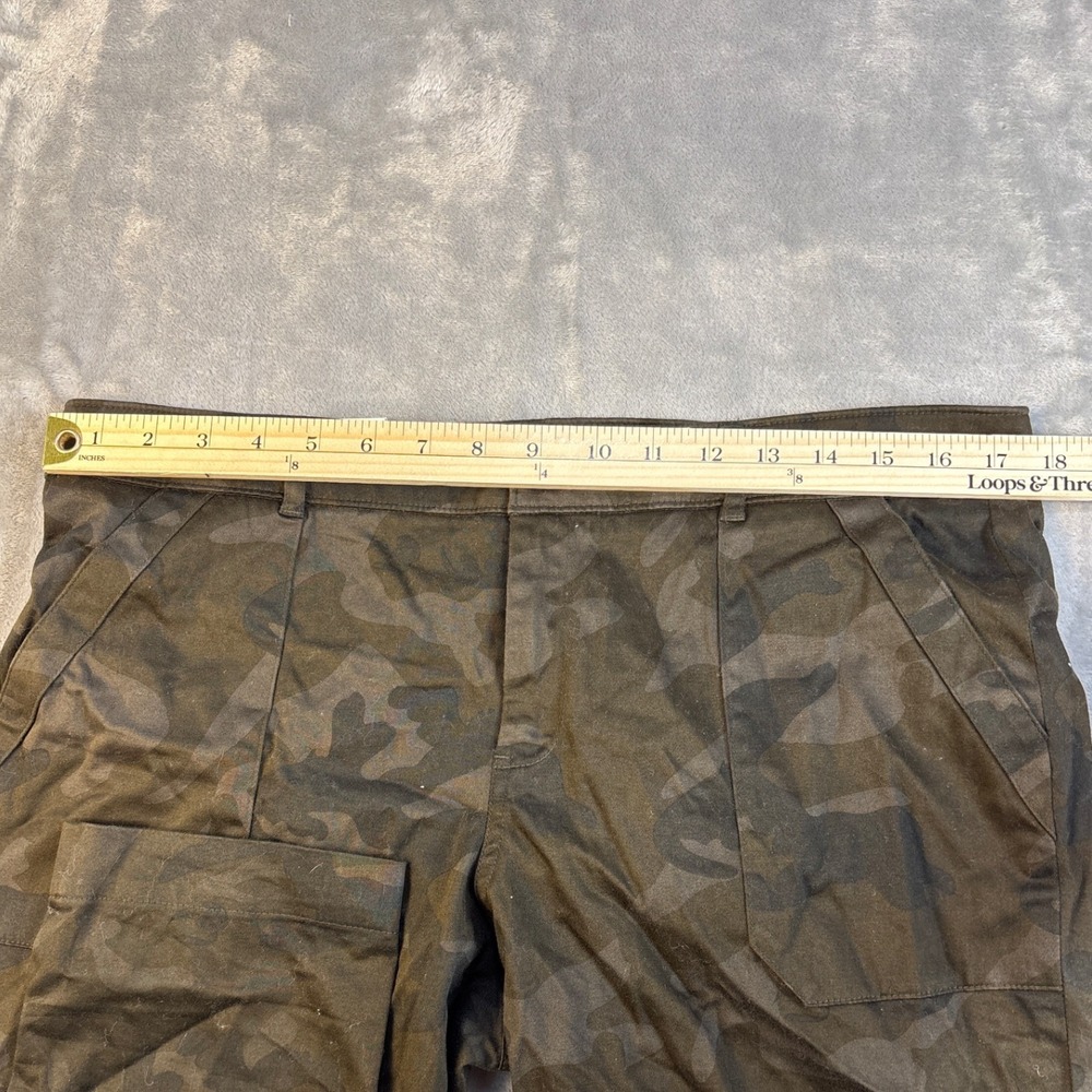 Calvin Klein Womens Camo Ankle Pants Size 12 Dark Olive Green Utility Trousers - Picture 6 of 7